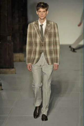 Look 3